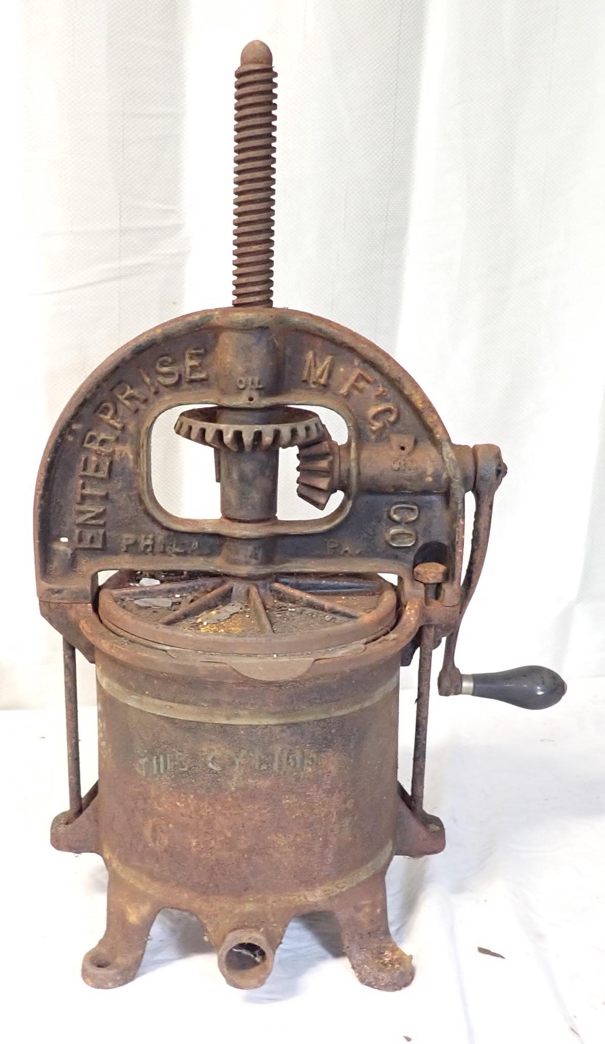 Enterprise Sausage Stuffer (1 of 4)