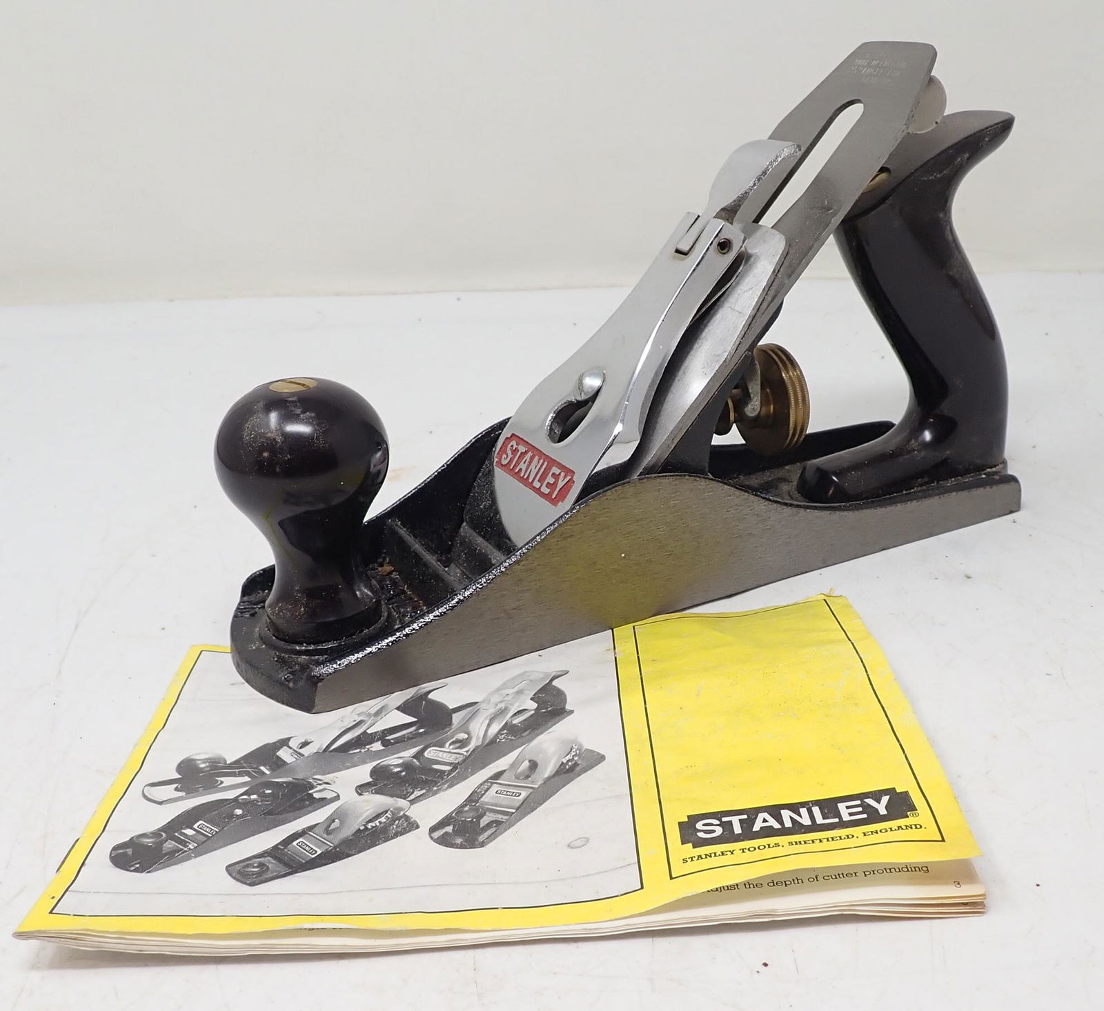 Stanley Bailey No. 4 Smooth Bottom Plane (1 of 6)