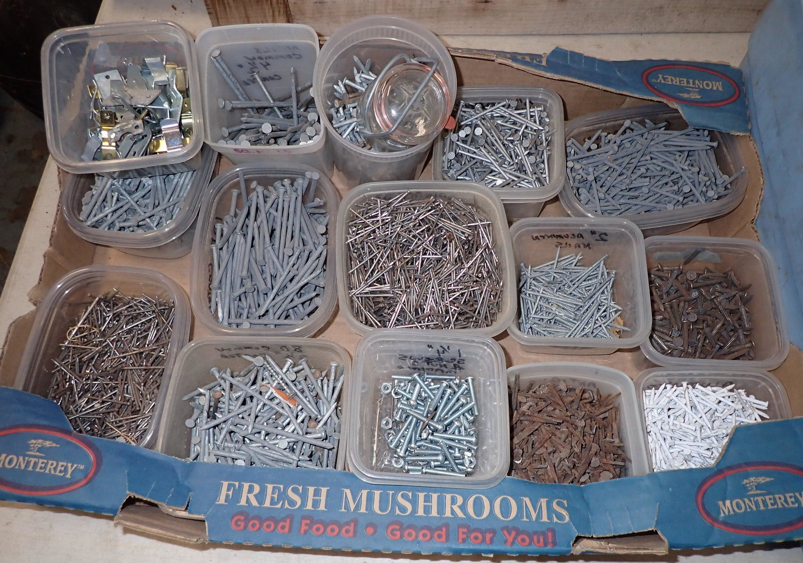 Nails Screws Nut Bolts Misc Hardware (1 of 2)