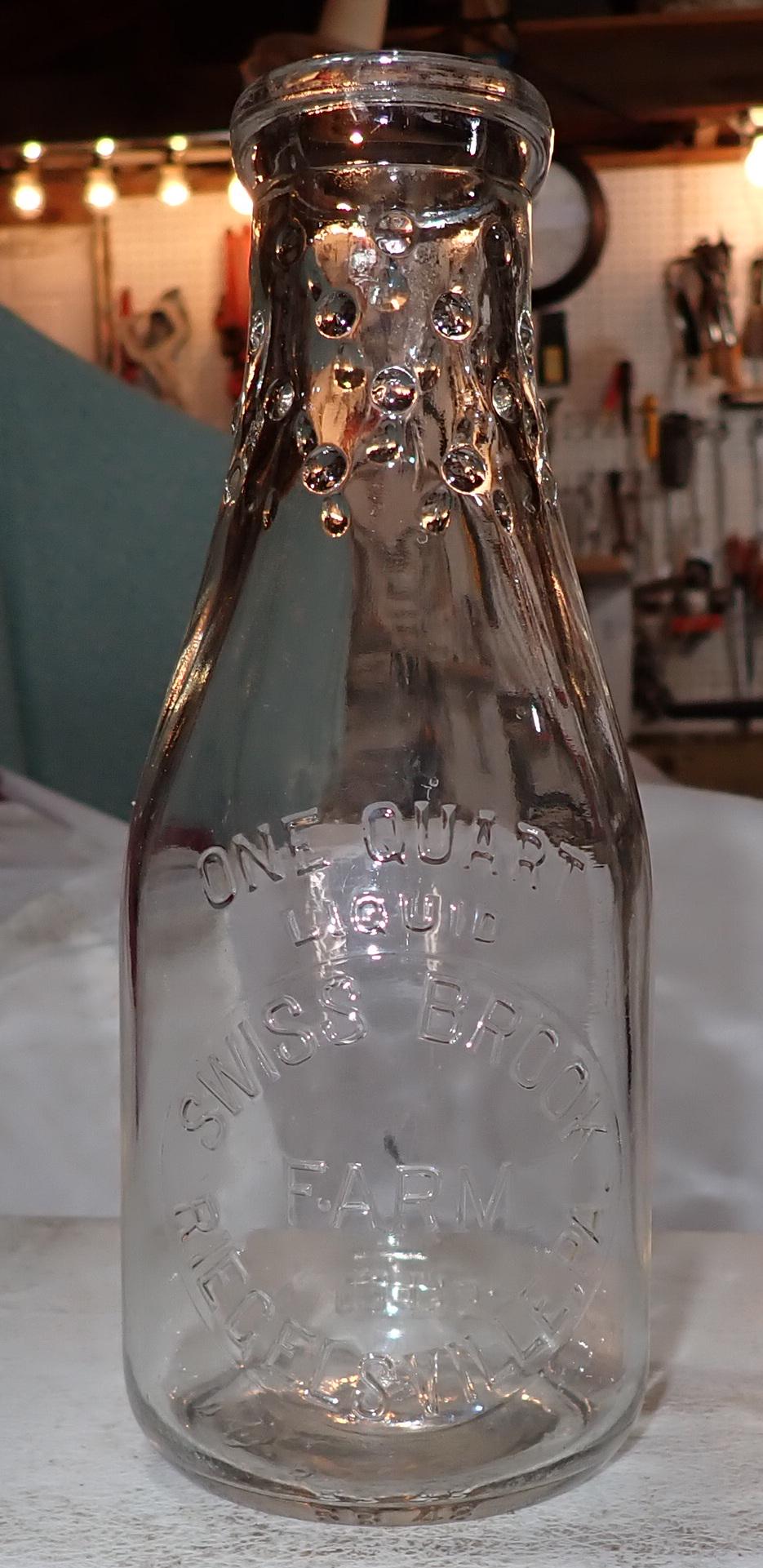 Swiss Brook Farm Riegelsville Pa Milk Bottle (1 of 2)