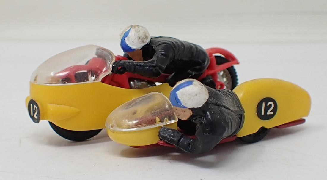 Britains BMW Motorcycle Racing Combination (1 of 4)