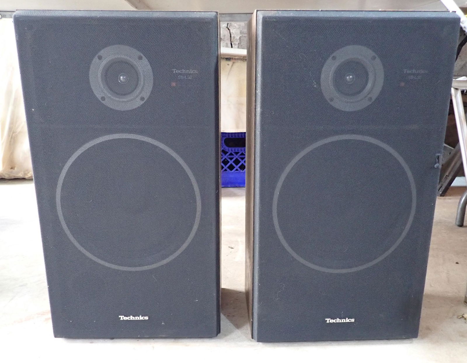 Pair Of Technics Sb L32 Speakers