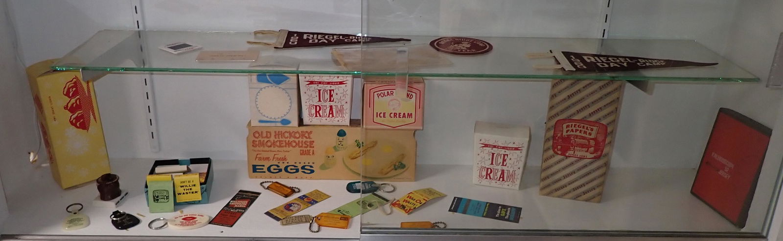 Riegel Ridge & Paper Memorabilia (1 of 10)