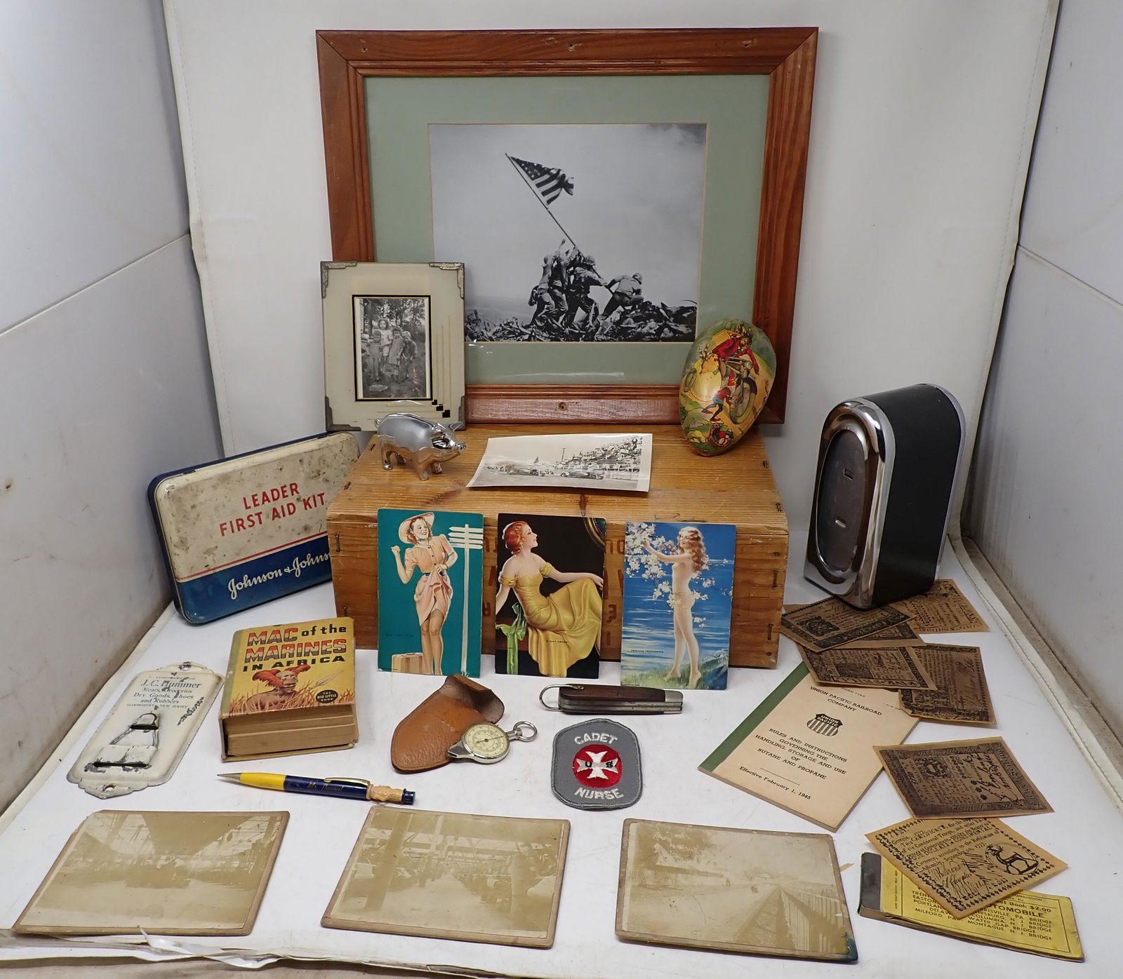 Photos Advertising Paper Easter Egg w/ Motorcycle (1 of 8)