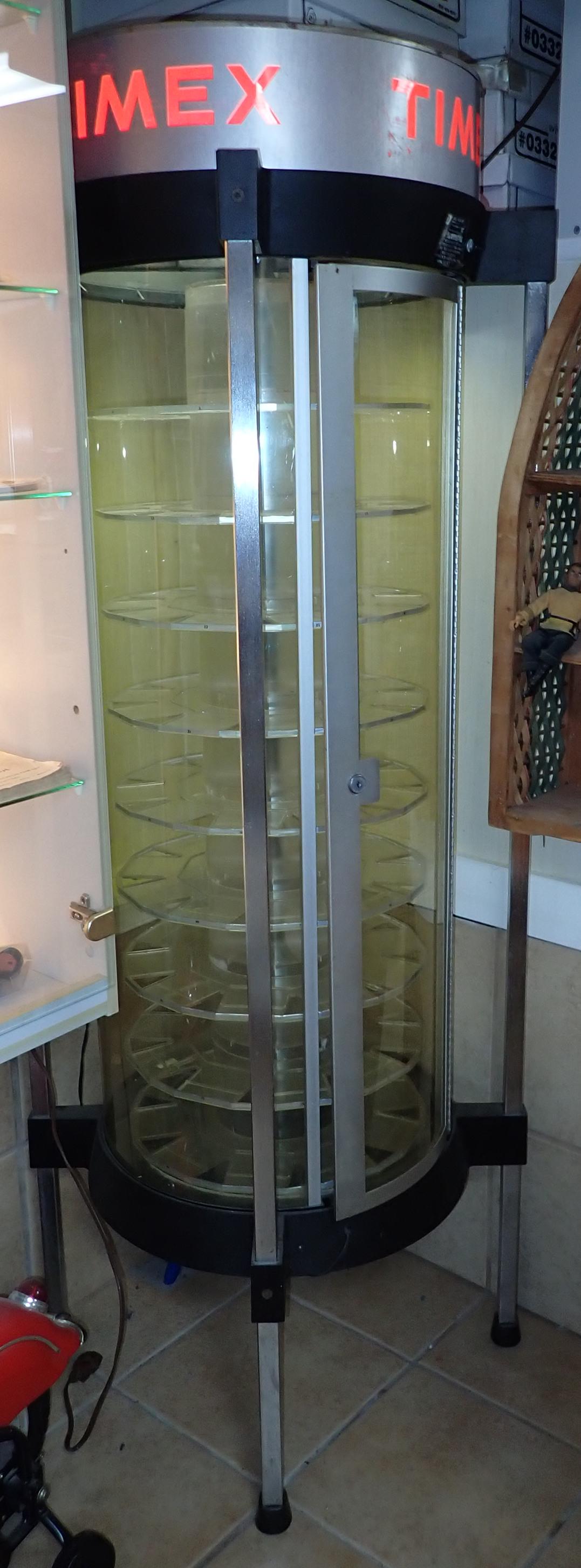 Revolving Timex Watch Revolving Display Case (1 of 4)