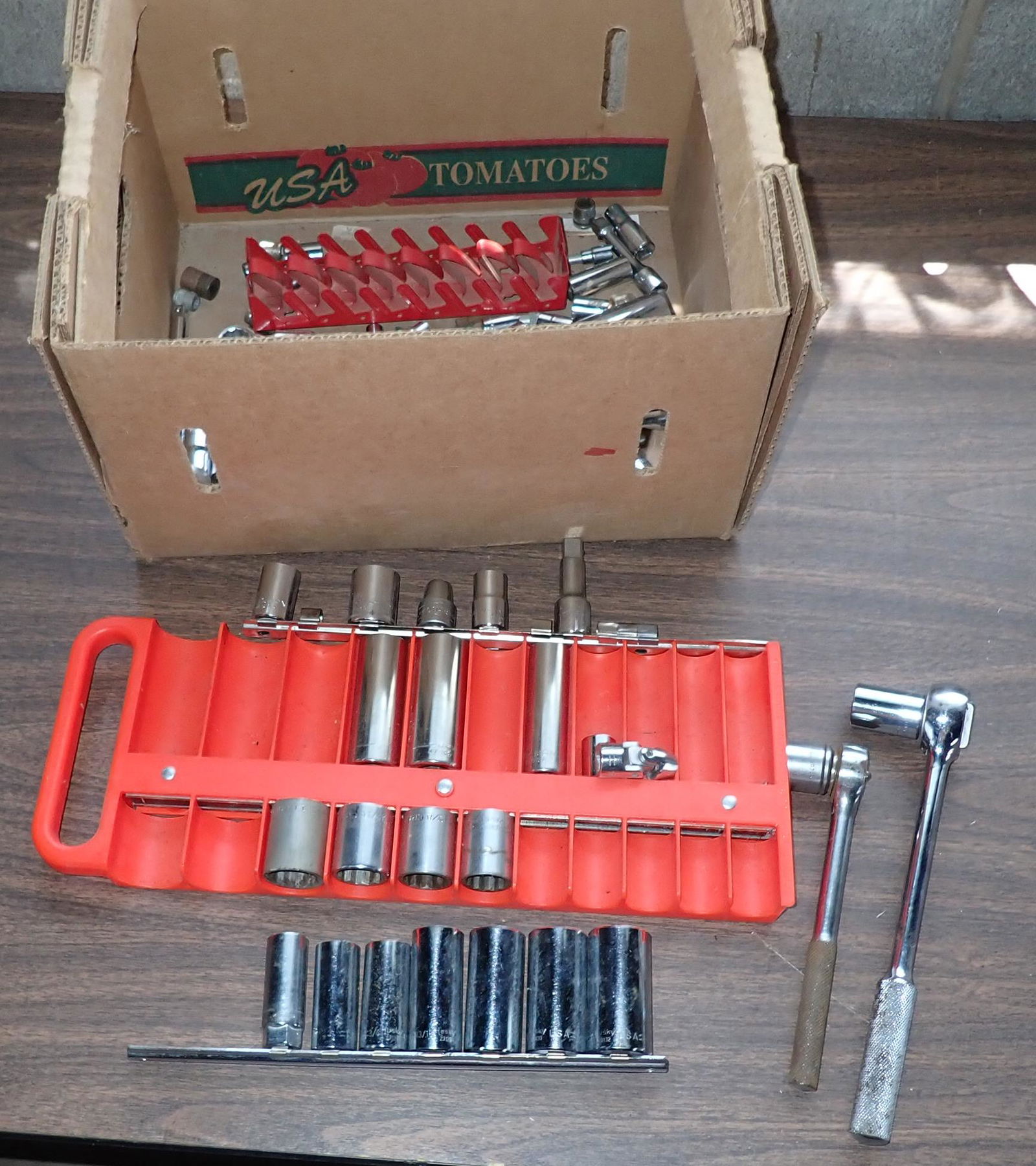 1/4" 3/8" 1/2" Drive Sockets & Rachets (1 of 4)