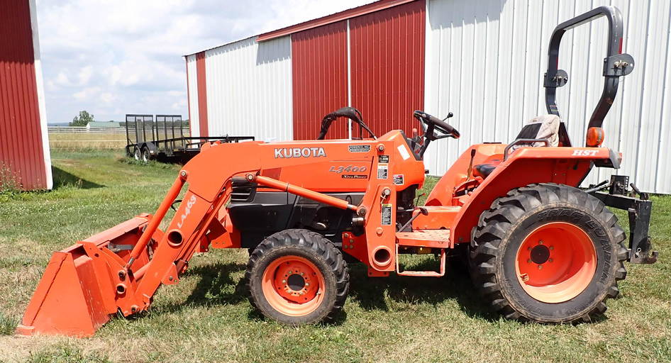 Kubota L3400 Hydrostatic Tractor W/ La463 Loader