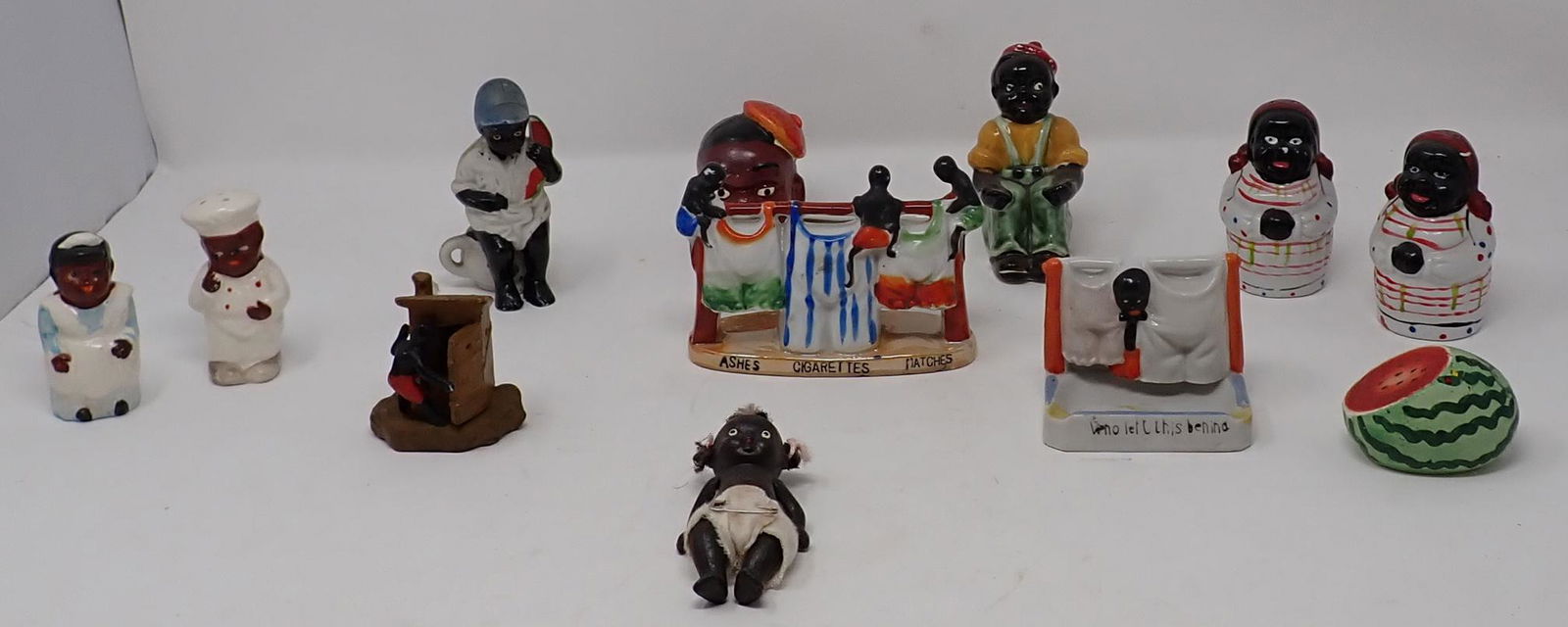 Black Americana S&P shakers Doll Cigarette holder Misc (1 of 5)