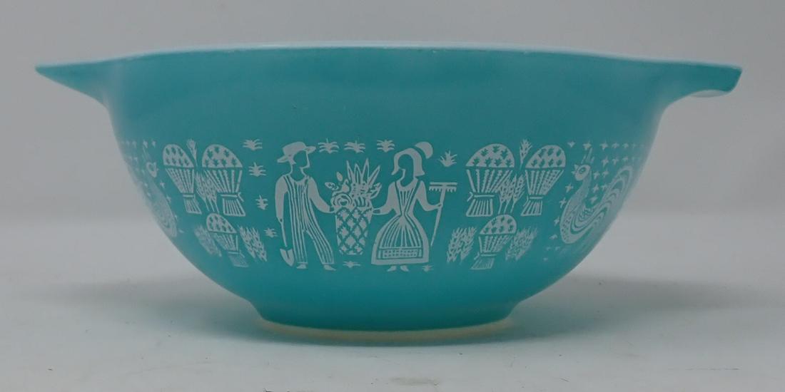 Pyrex Butterprint 1 1/2 Qt Nesting Bowl: Approx 9 1/4" in diameter