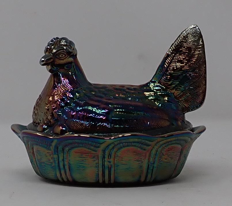 Fenton  Glass Hen on Nest (1 of 3)
