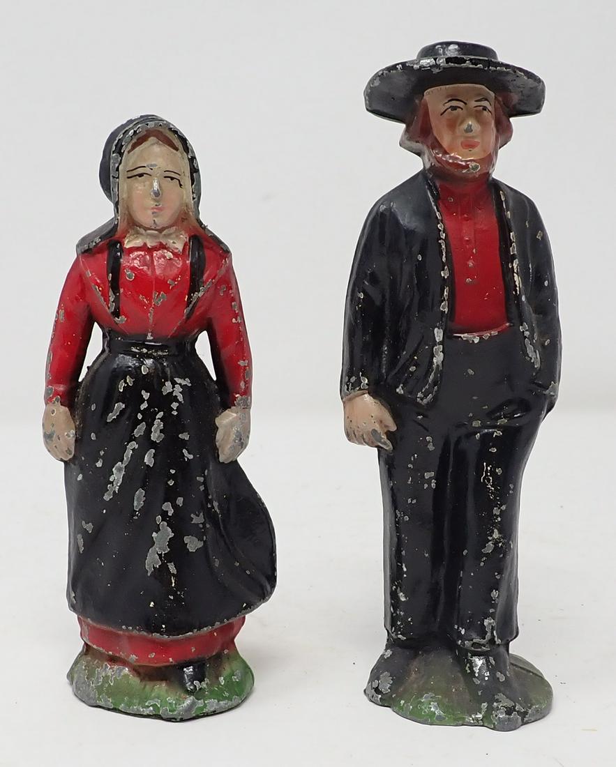 Pair of Pot Metal Amish Figures (1 of 3)