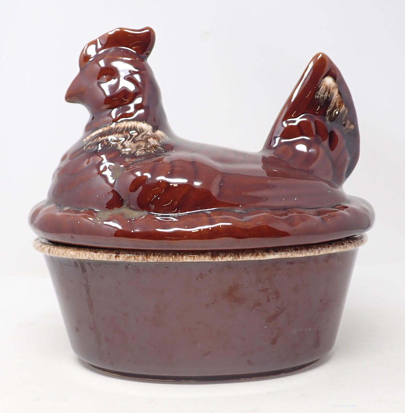 Hull Pottery Brown Drip Glaze Hen on Nest Casserole (1 of 5)