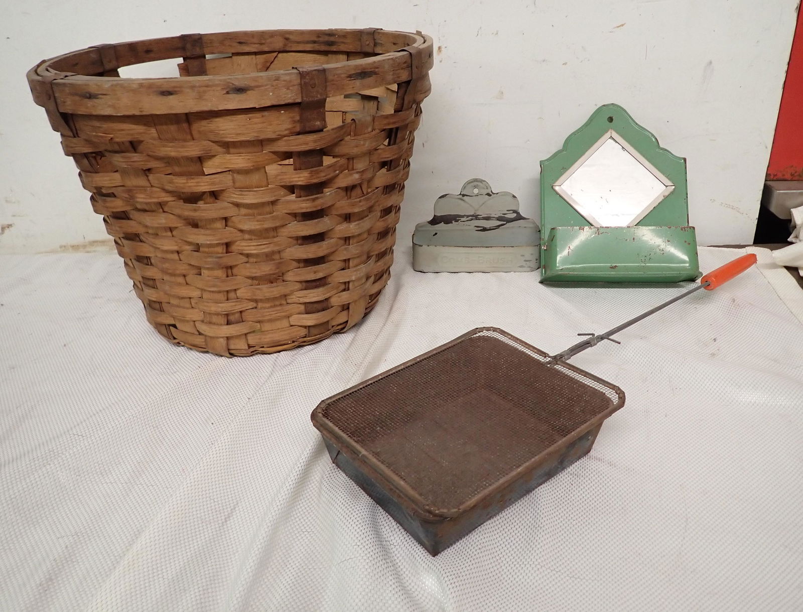 Basket Comb Boxes & Misc (1 of 3)