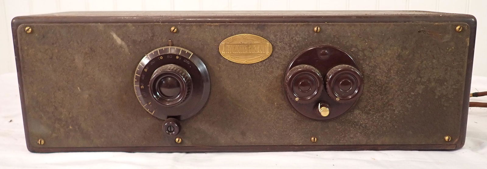 Atwater Kent Model 48 Tube Radio (1 of 4)