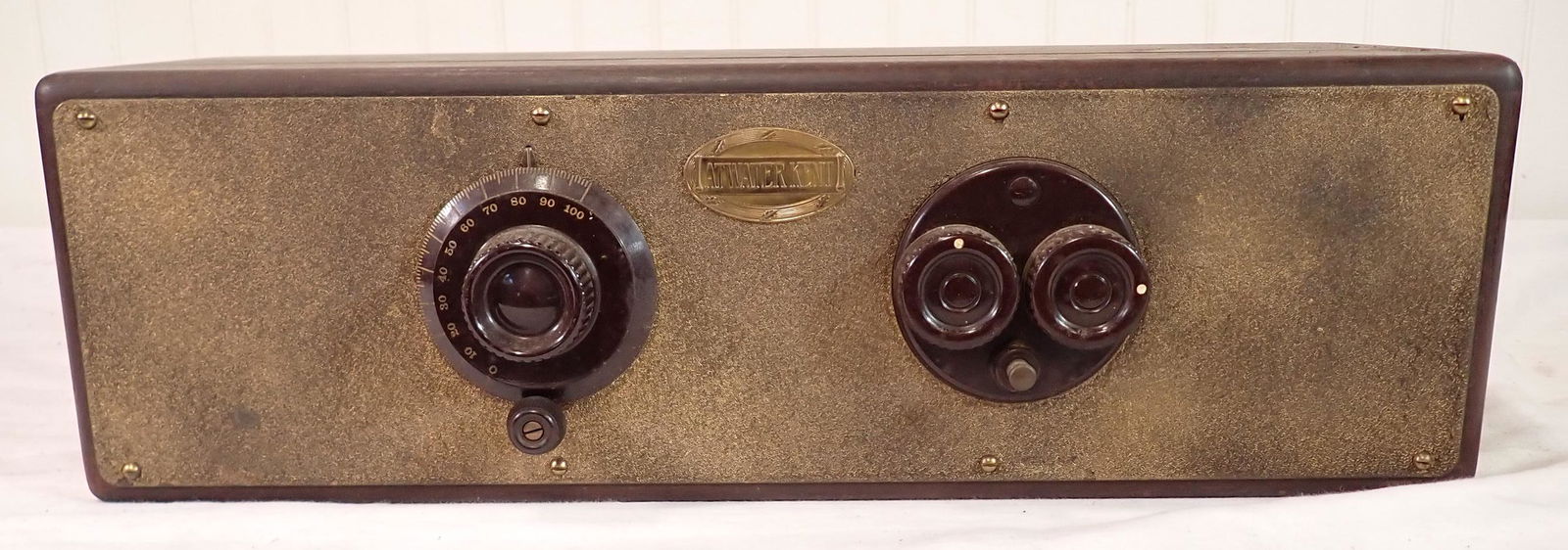 Atwater Kent Model 48 Tube Radio (1 of 6)
