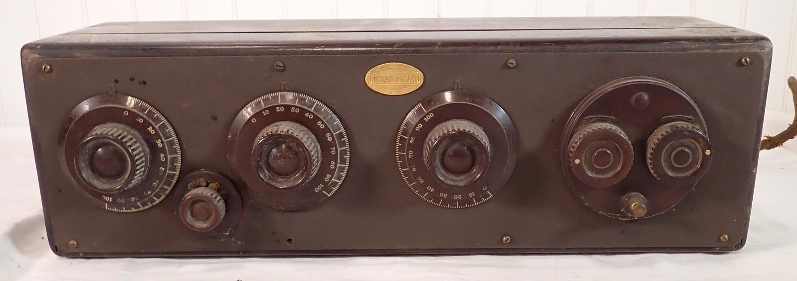 Atwater Kent Model 20 Radio (1 of 4)