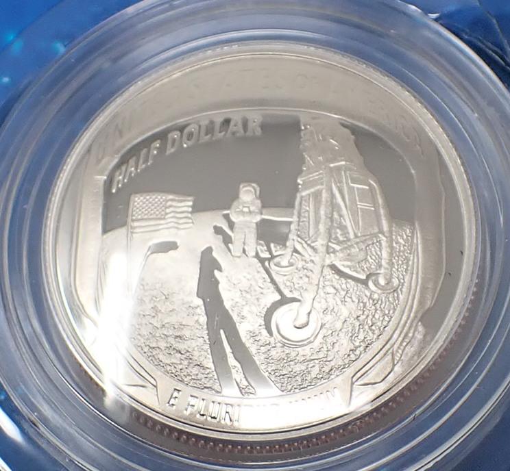 2019 Apollo Half Dollar: One is missing in this set