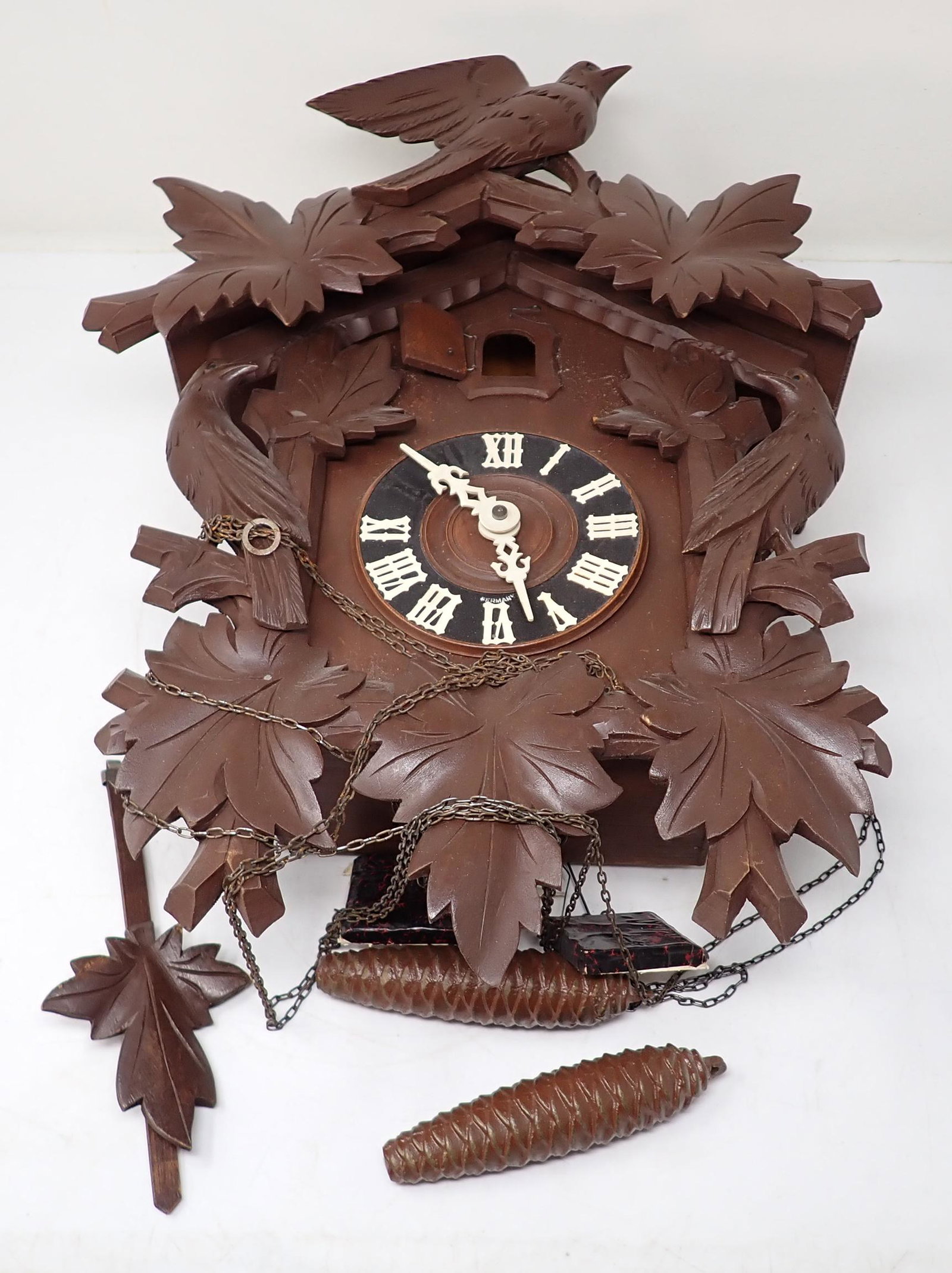 German Cuckoo Clock: Approx 11" x 14 3/4"