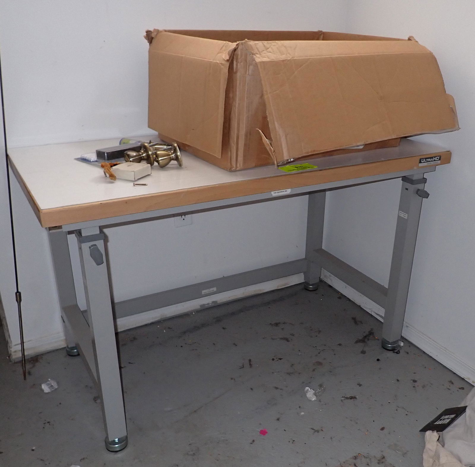 Ultra HD Seville Classics Table & Bookcase (1 of 4)