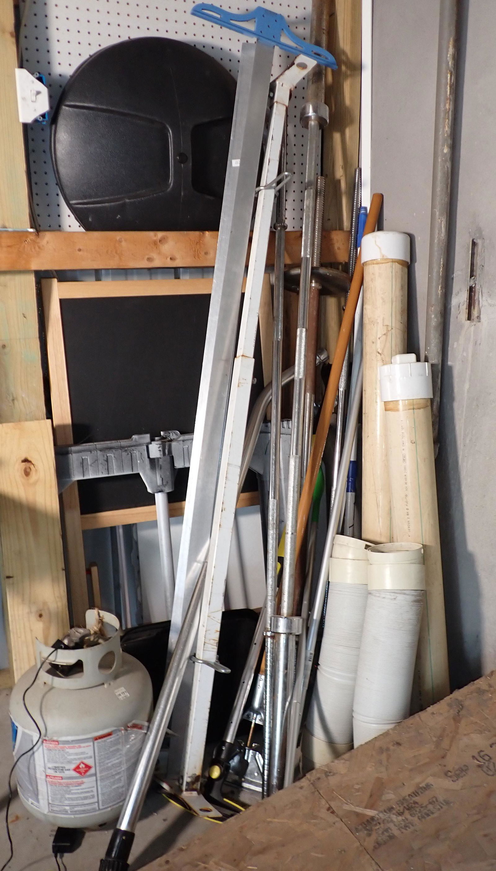 Weight Lifting Bars Propane Tank & Misc (1 of 4)