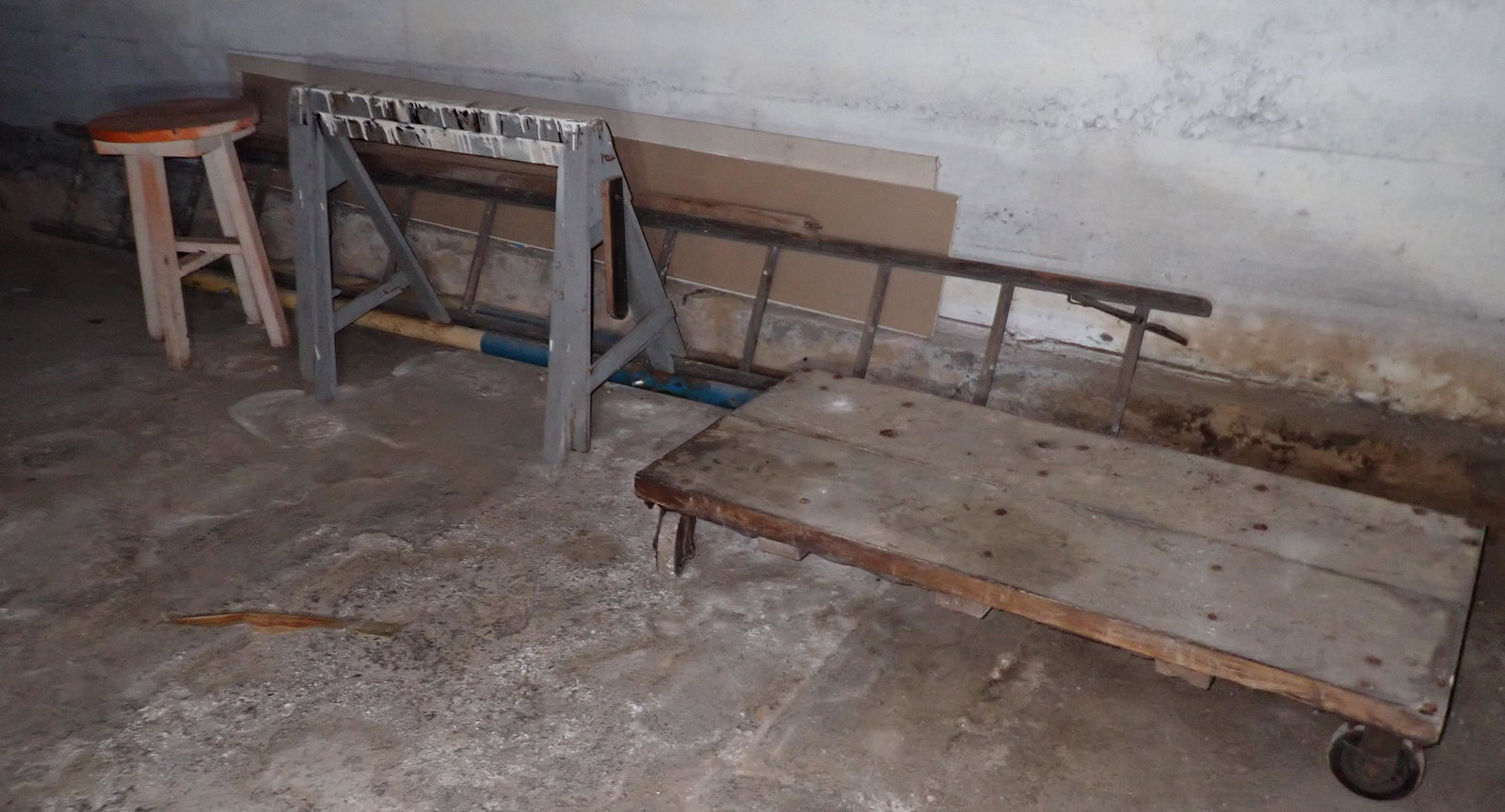 Dolly Wooden Ladder Sawhorses Stool: Dolly is apprx 25 1/2" x 55" . NO SHIPPING !