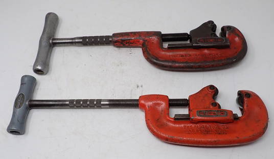 2 Rigid 1-2 Tubing Cutters: Tubing cutter