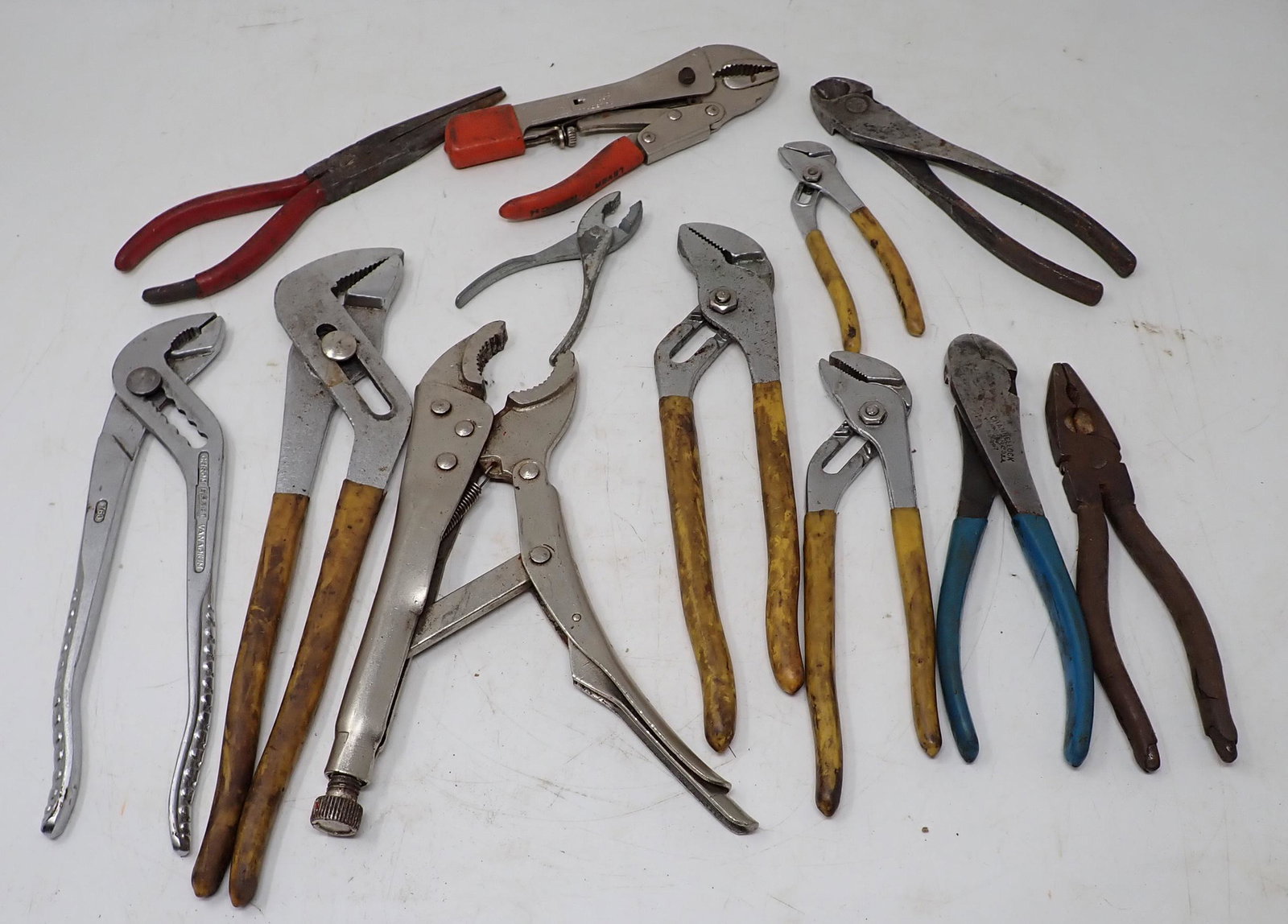 Vise Grips Channel Locks Pliers Misc Tools: Getting all pictured