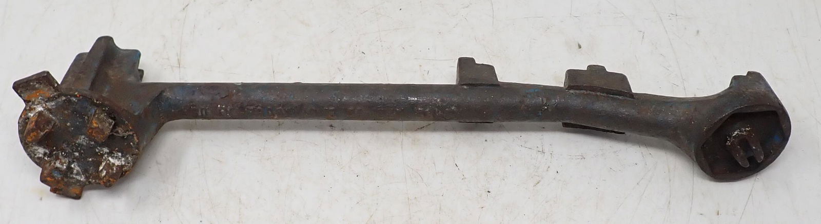 Drum Wrench: Approx 15 3/4" long