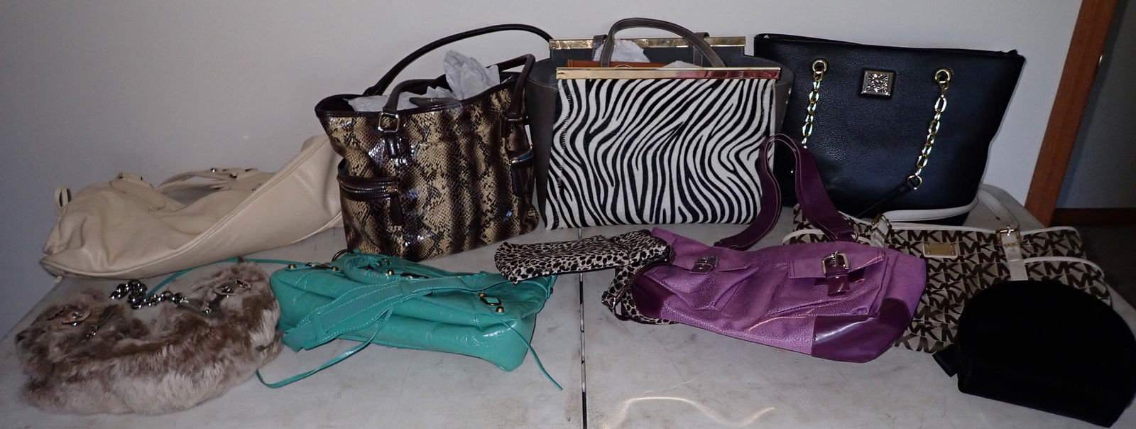 Michael Kors & Misc Purses: Getting all pictured
