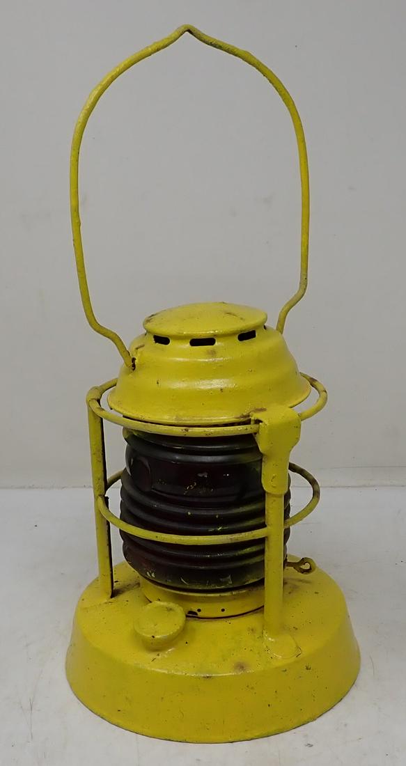 Dietz Night Watch Lantern (1 of 3)