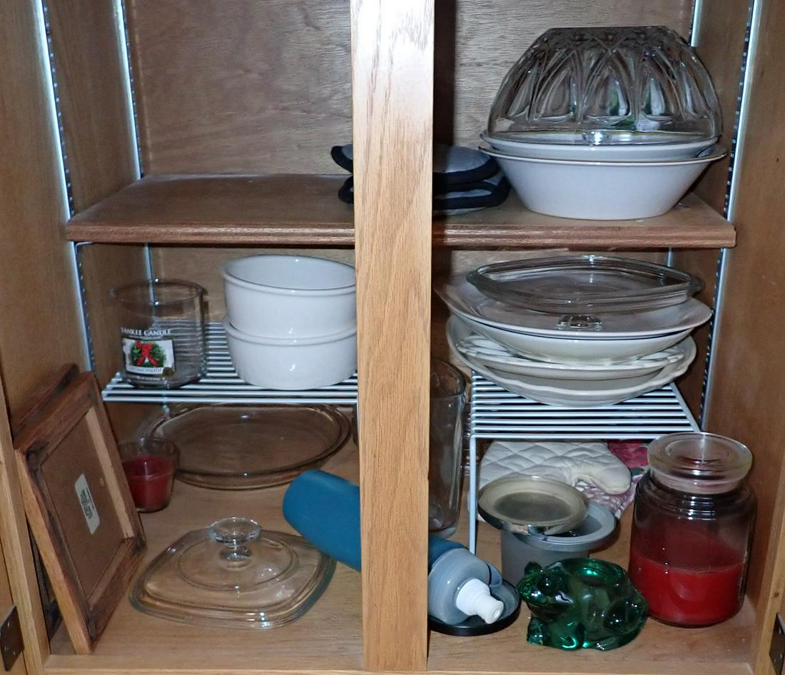 Contents of Lower Cabinets & Drawers (1 of 9)