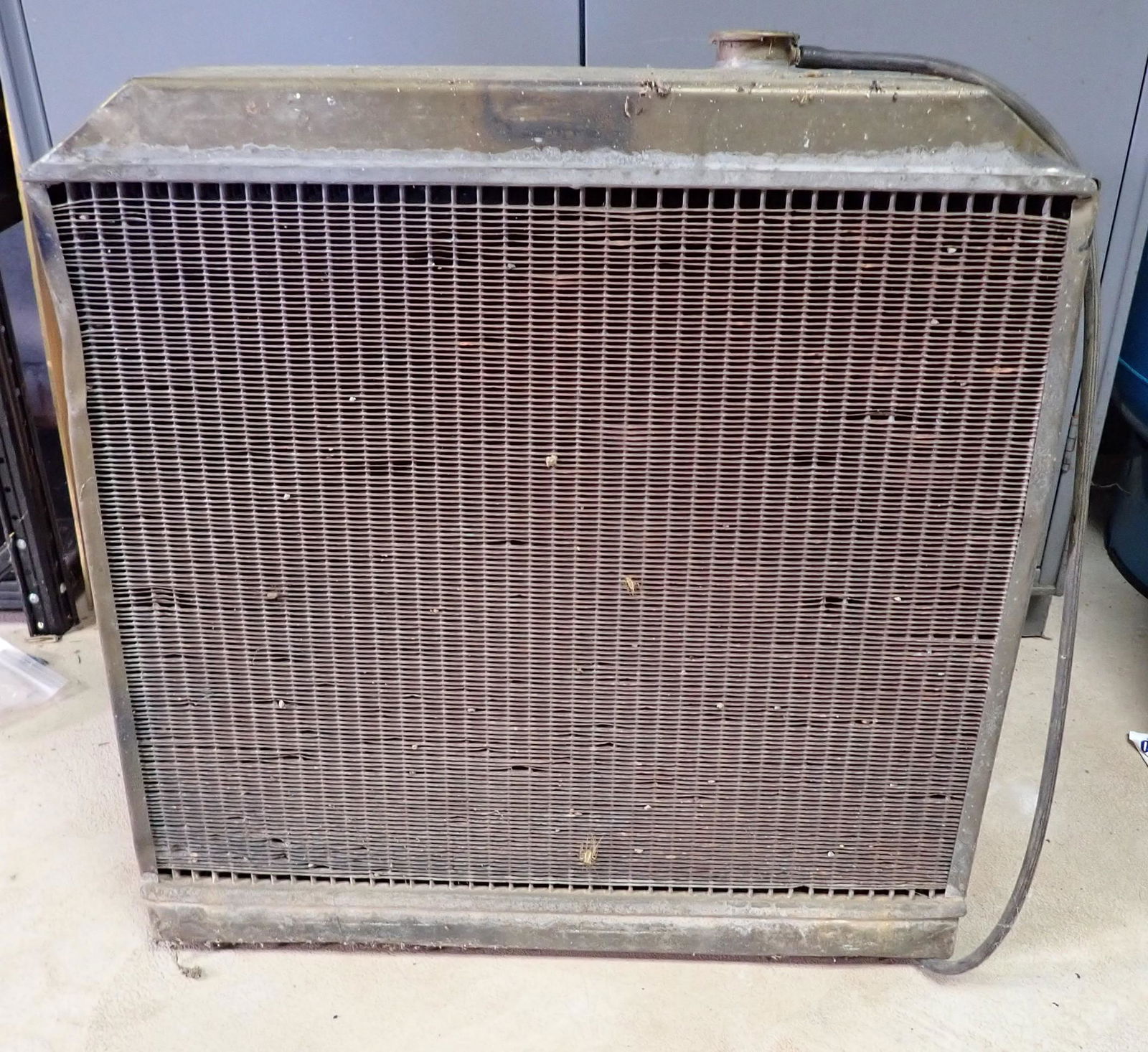 Vintage Modified Race Car Radiator (1 of 4)