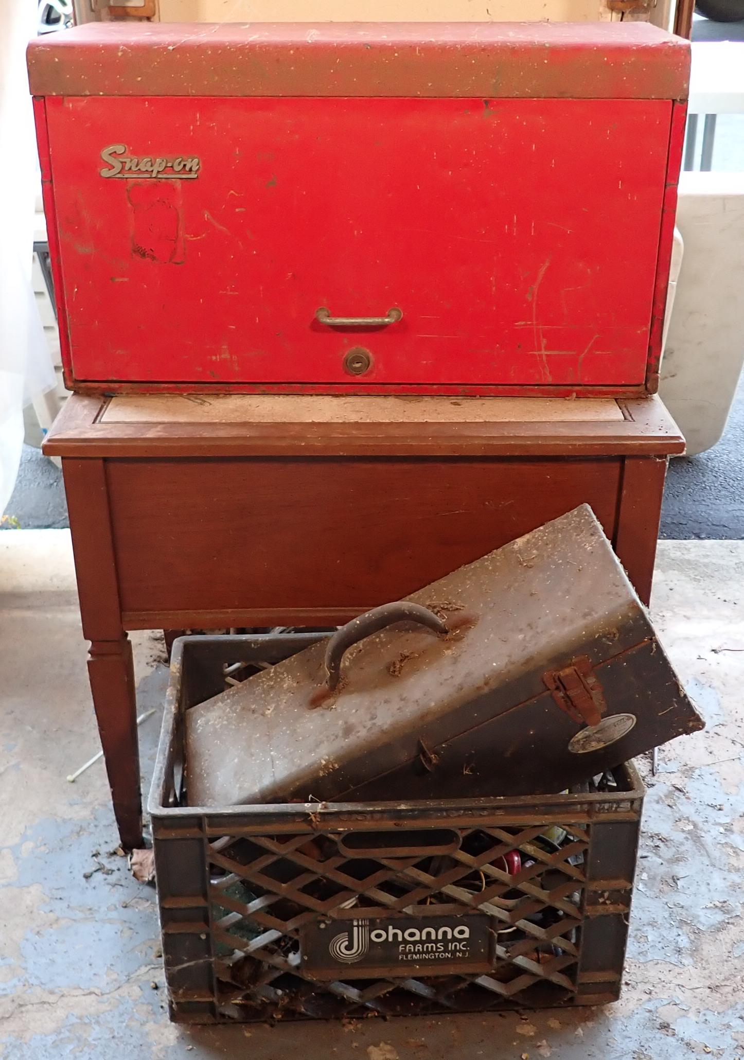 Vintage Snap On Toolbox and Contents (1 of 7)
