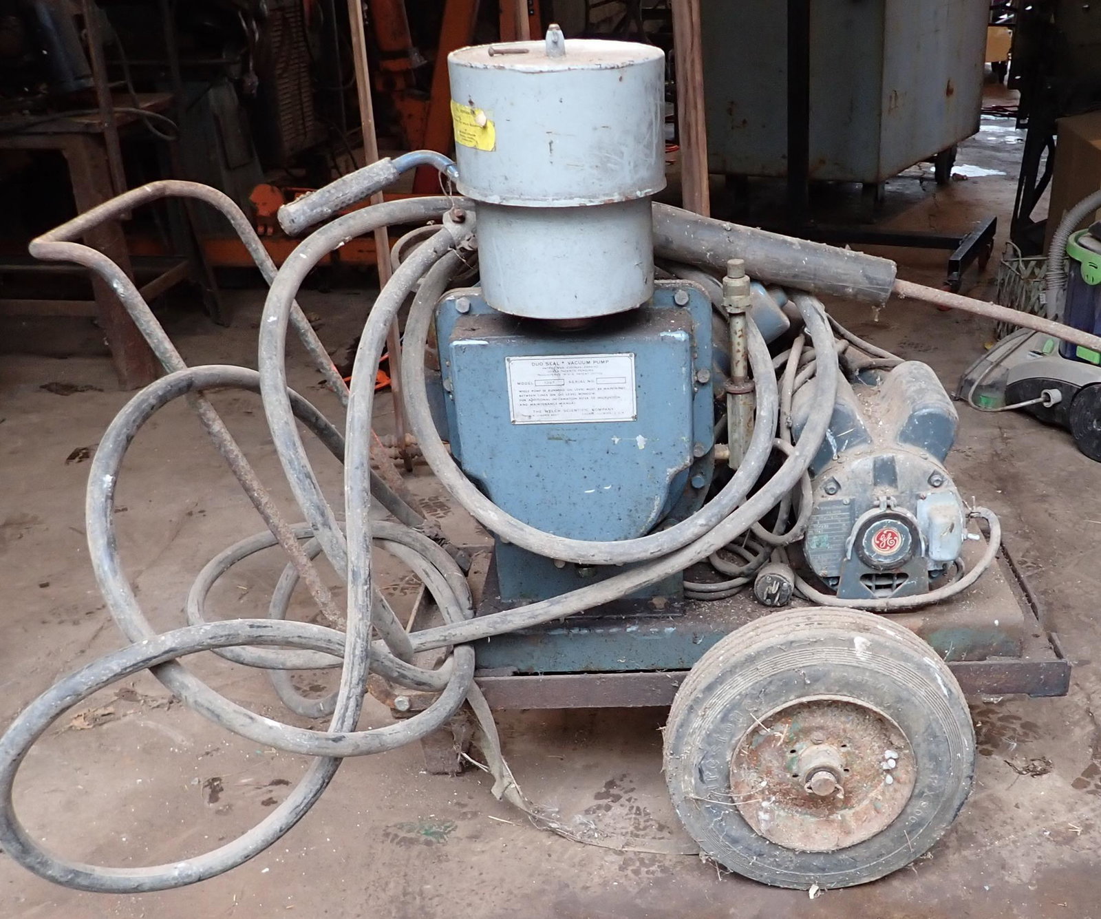 Duo Seal Vacuum Pump (1 of 5)