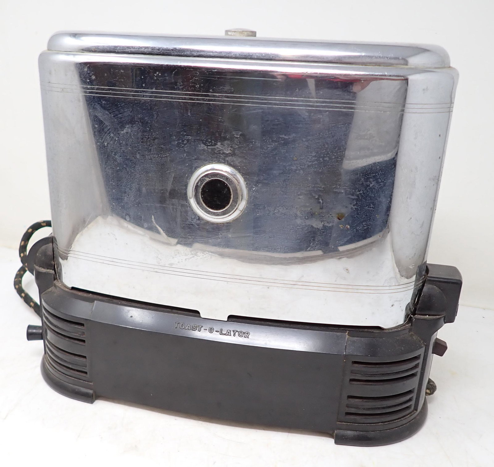 Toast A Lator Vintage Chrome Toaster: Approx 4 1/2" x 12" x 10" tall