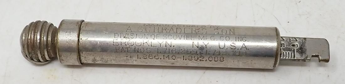 Schrader Tire Gauge (1 of 2)