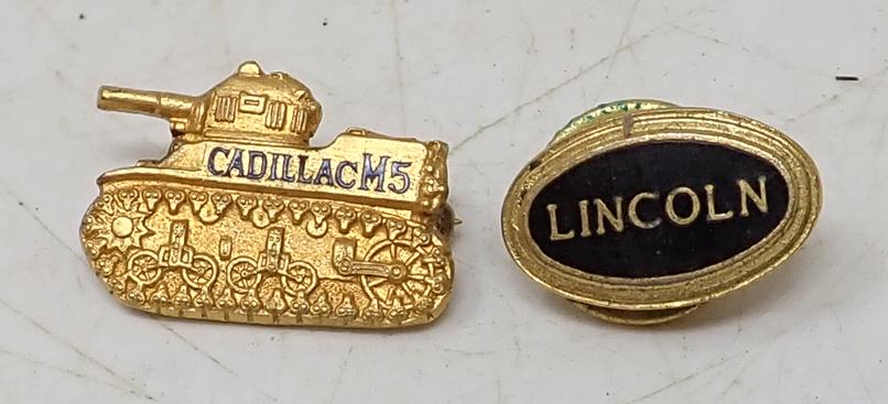 Cadillac M5 Tank & Lincoln Pins (1 of 4)
