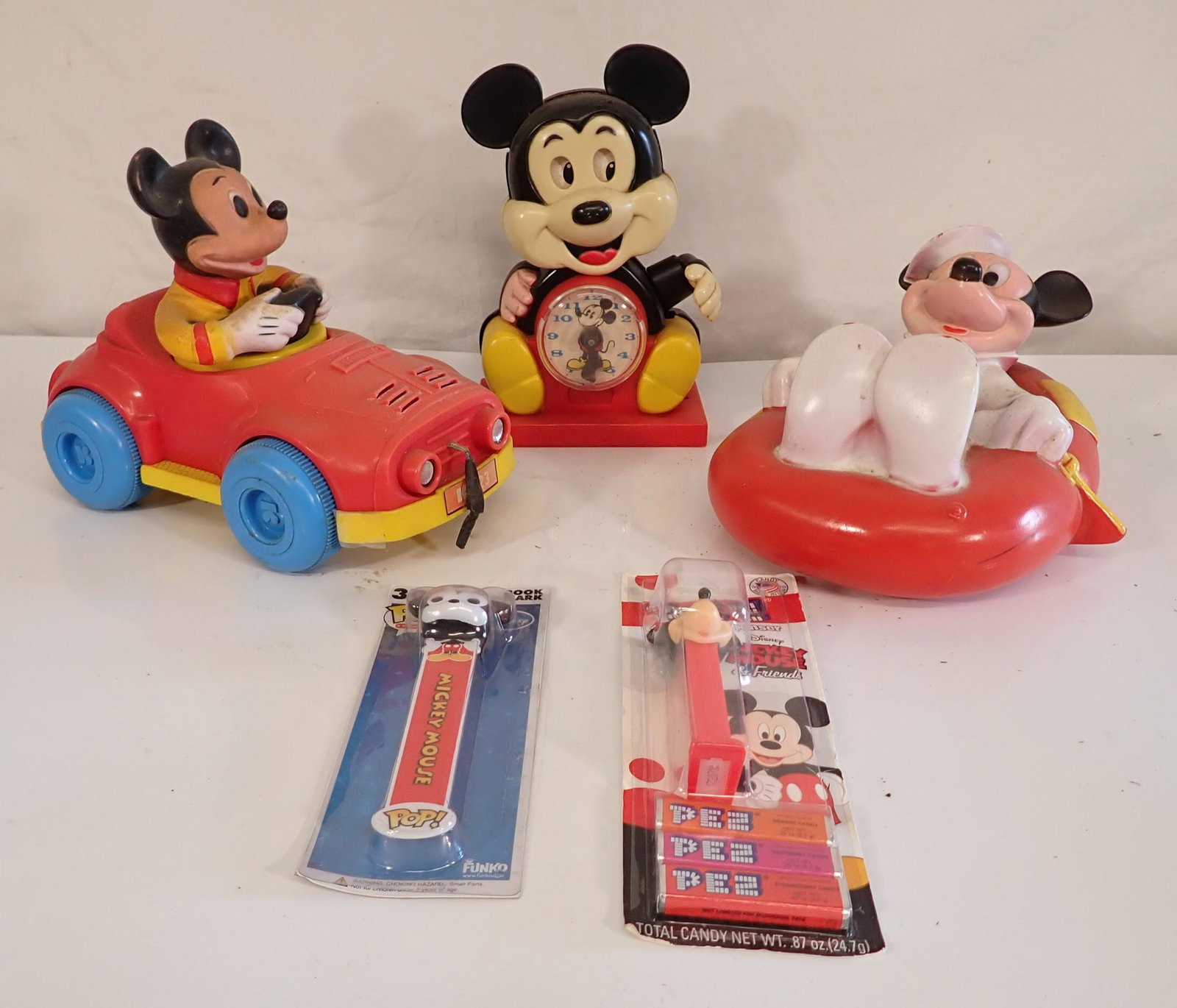 Mickey Mouse Pulltoy Clock Pez Dispensers (1 of 2)