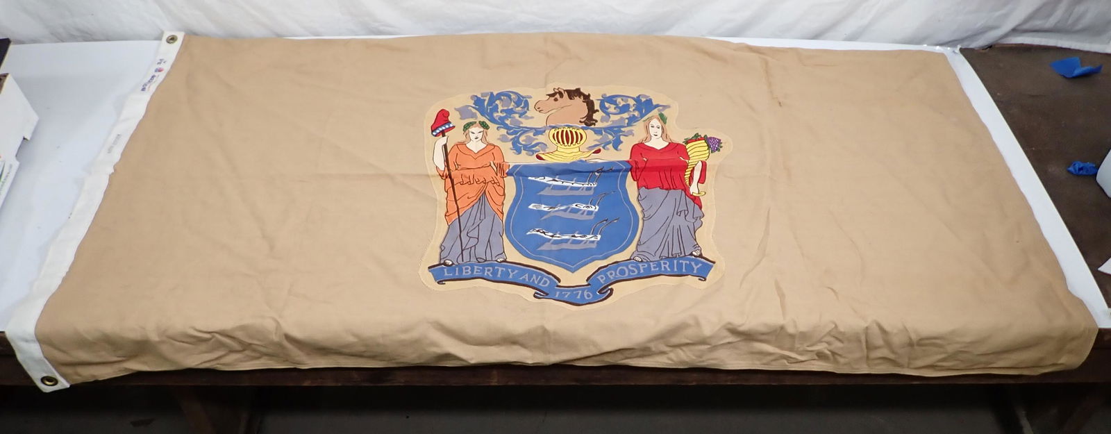 Bulldog New Jersey 3x5 Flag (1 of 4)