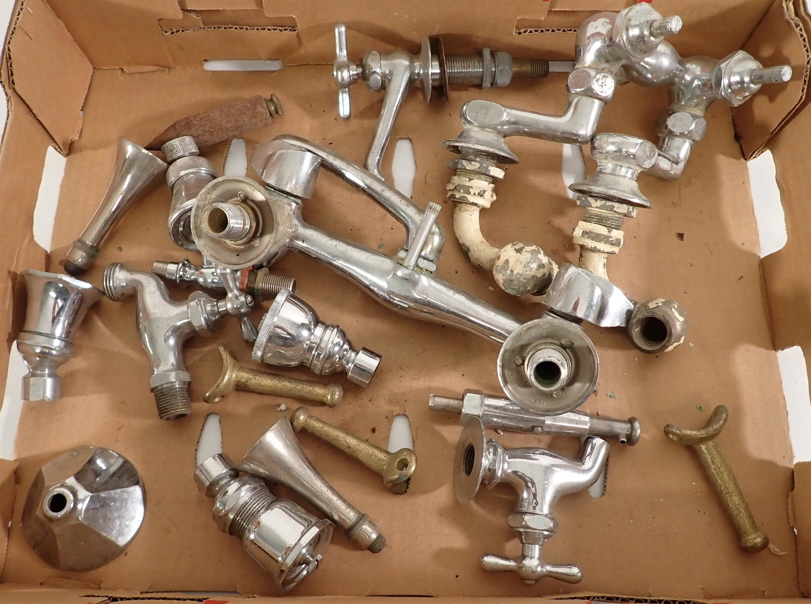 Brass Faucet Fixtures: Getting all pictured