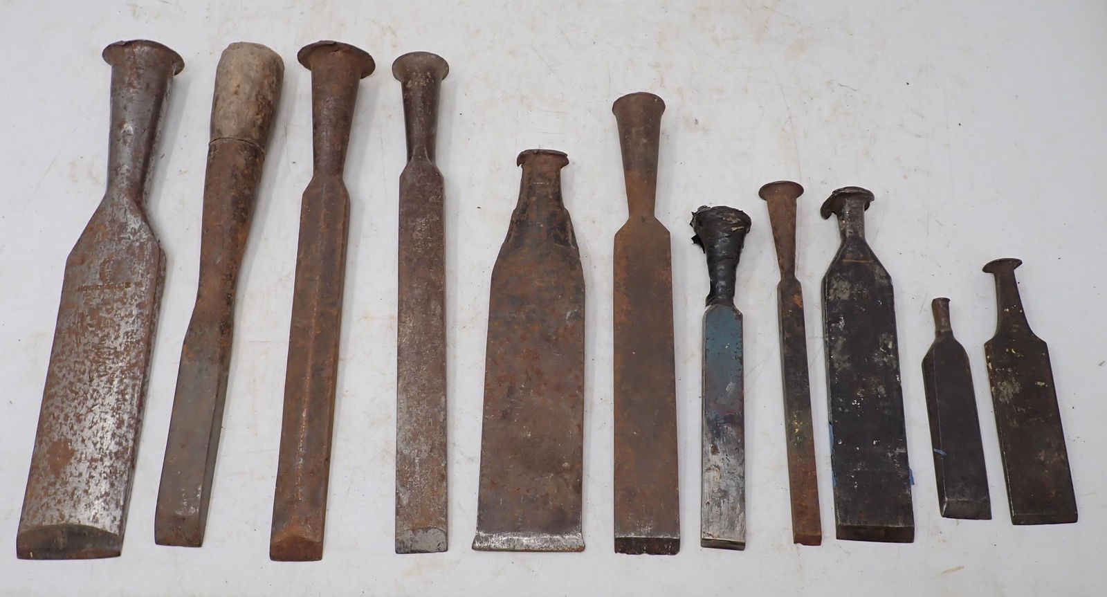 Antique Chisels (1 of 7)