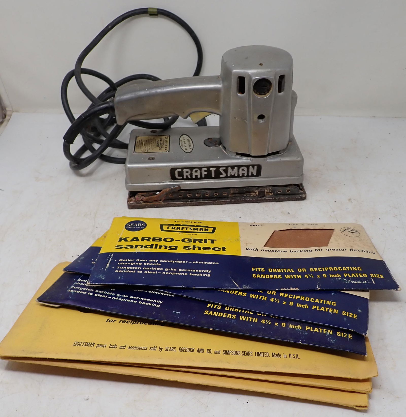 Vintage Craftsman Sander & Sandpaper (1 of 2)