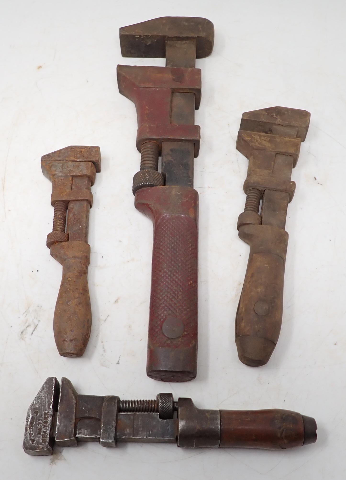 Pexto & Misc Antique Pipe Wrenches (1 of 4)