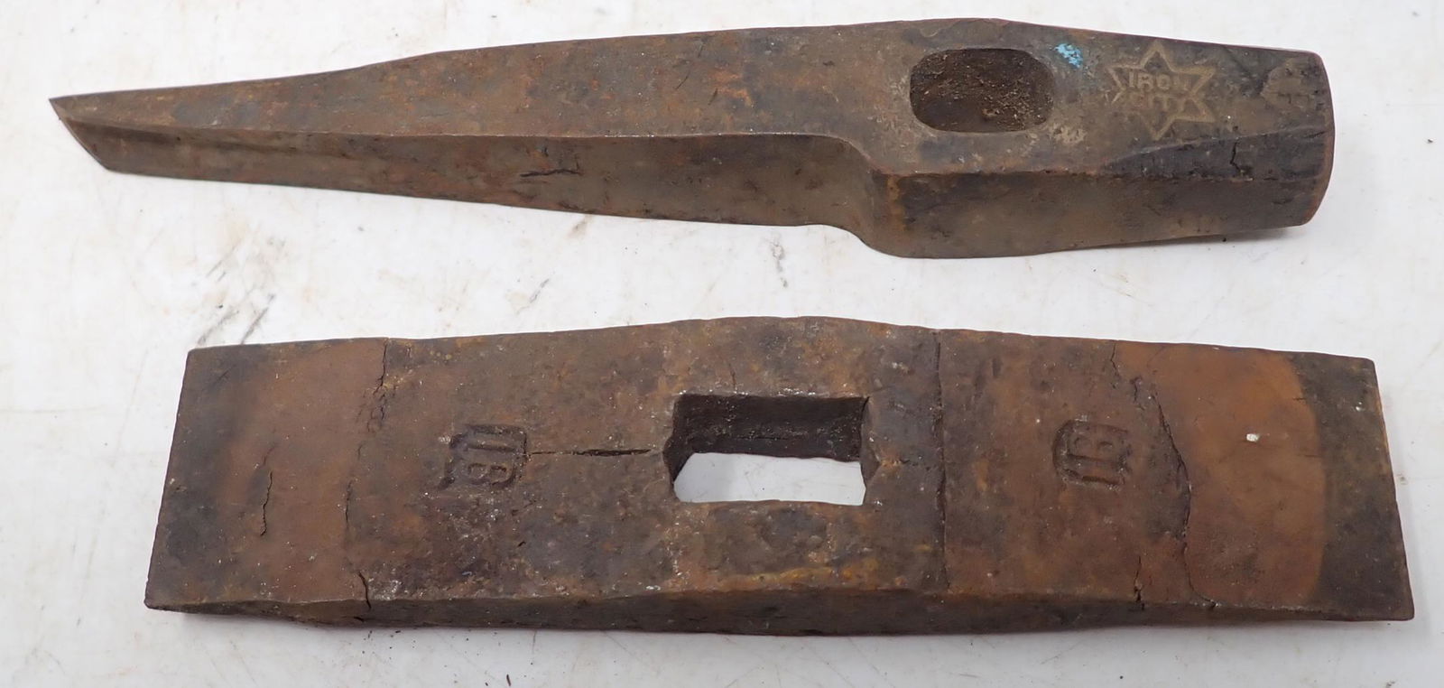 Blacksmith Hammer Heads incl Iron City (1 of 7)