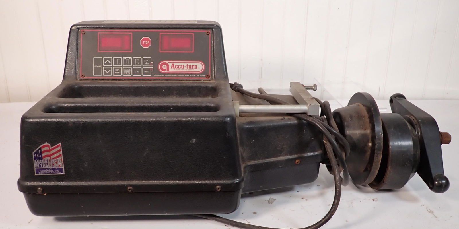 Accu-Turn Wheel Balancer 5223 (1 of 5)