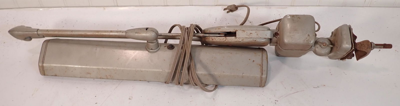 Vintage Dazor Industrial Light (1 of 2)