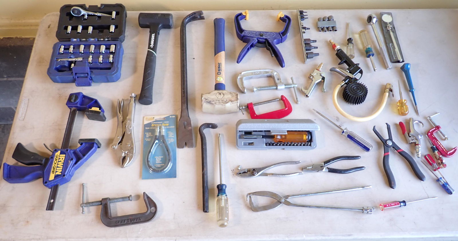 Lump Hammer Pry Bars Vise Grips Misc Tools (1 of 6)