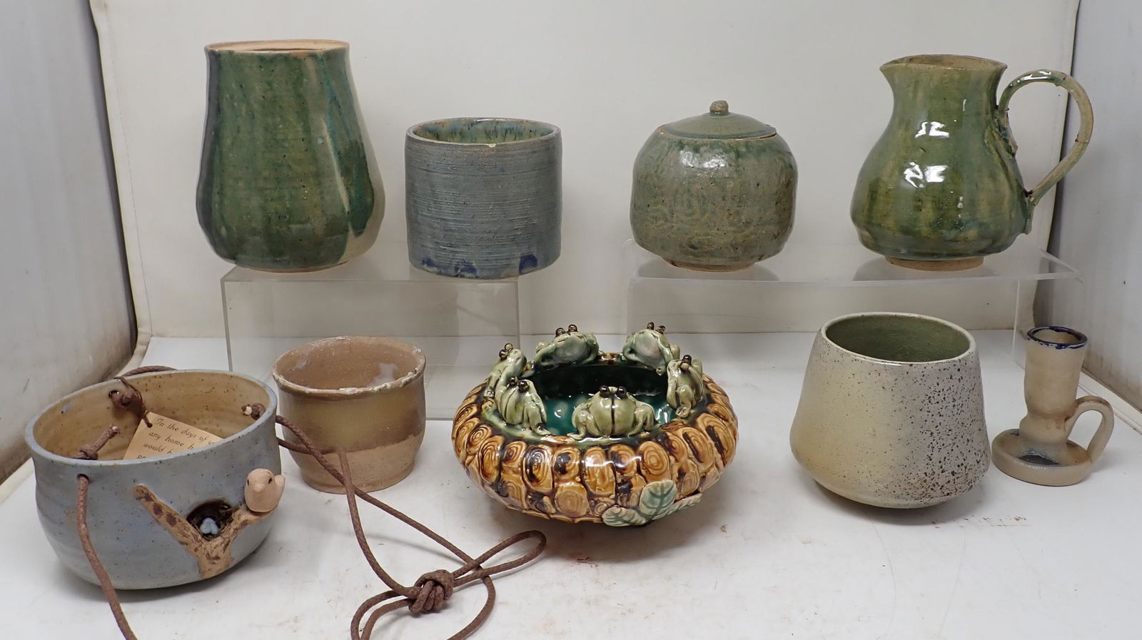 Misc Pottery incl Footed Frog Bowl (1 of 5)