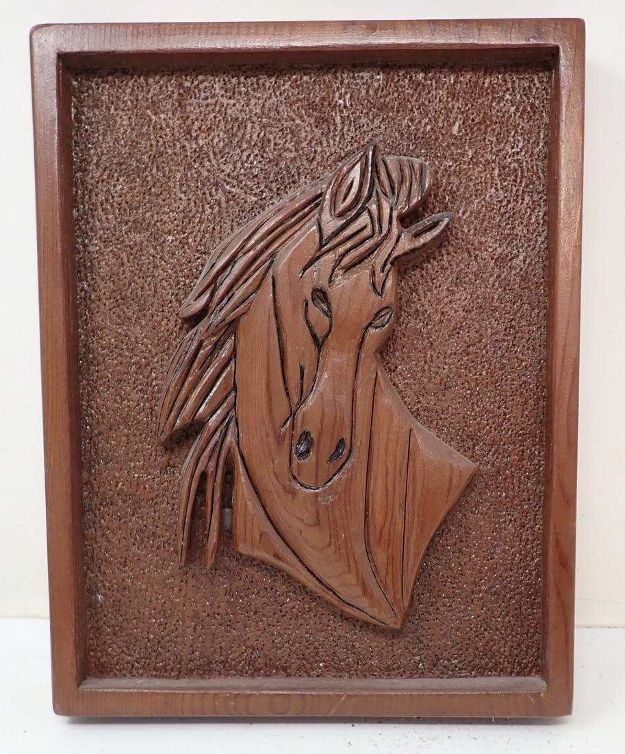 Joe Polewka Signed Horse Wall Plaque (1 of 2)