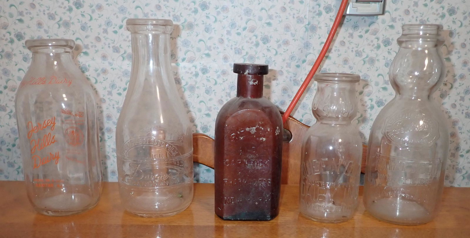 Reed & Carnrick Pharmacy & Misc Milk Bottles (1 of 4)